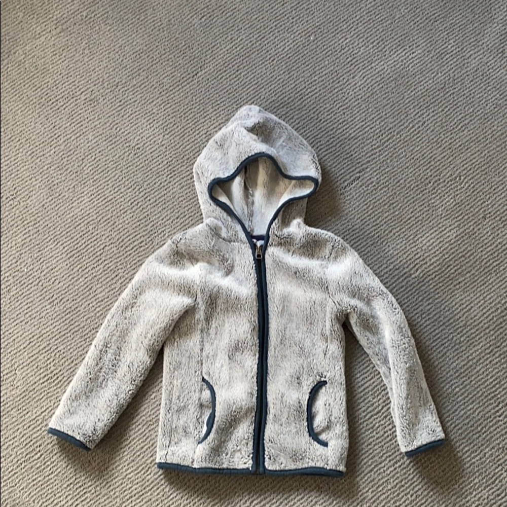 Splendid fuzzy jacket zipper with hood! 4T